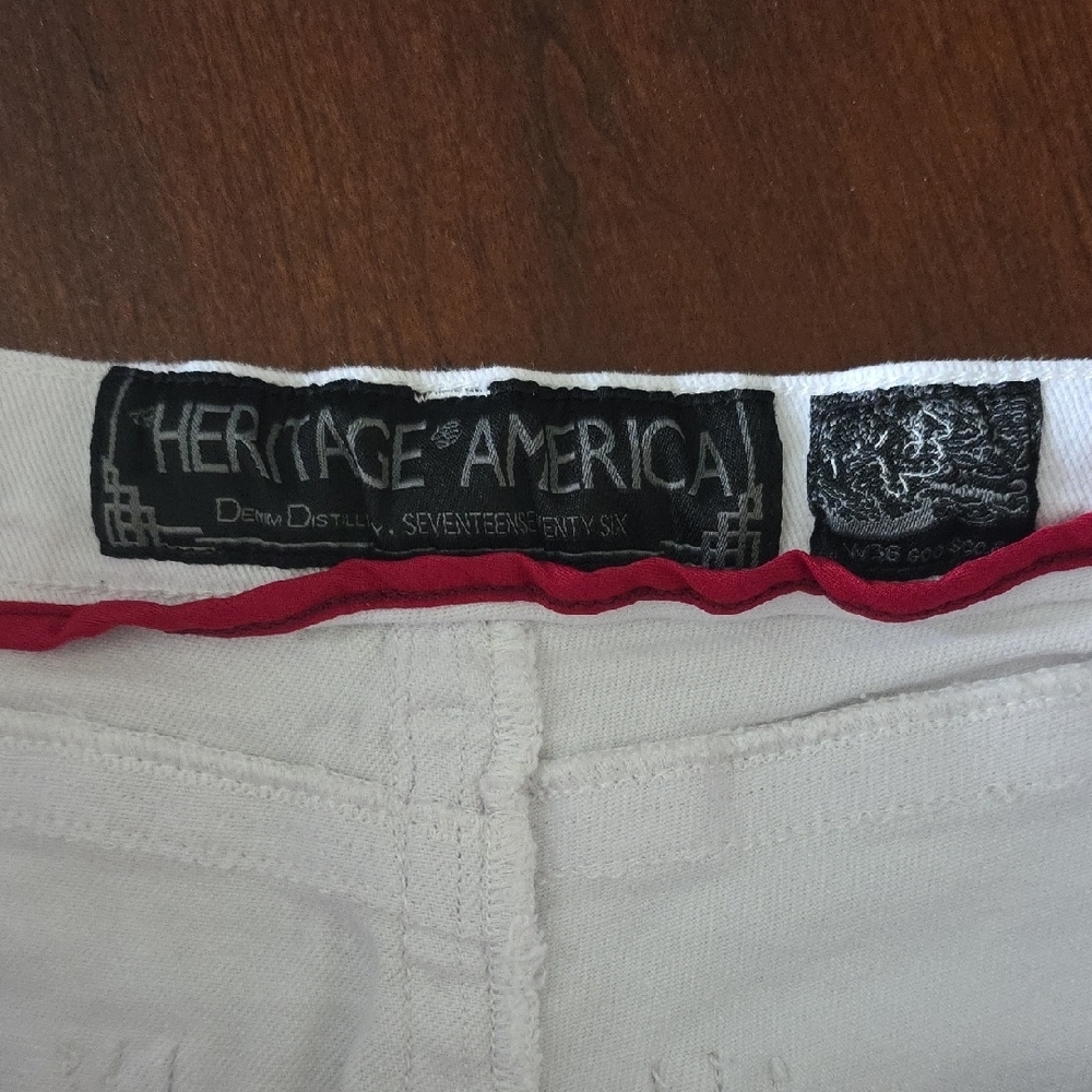 (J41) Men's White Distressed Jean Shorts with Paint Splatter Sz 36 - Picture 7 of 8